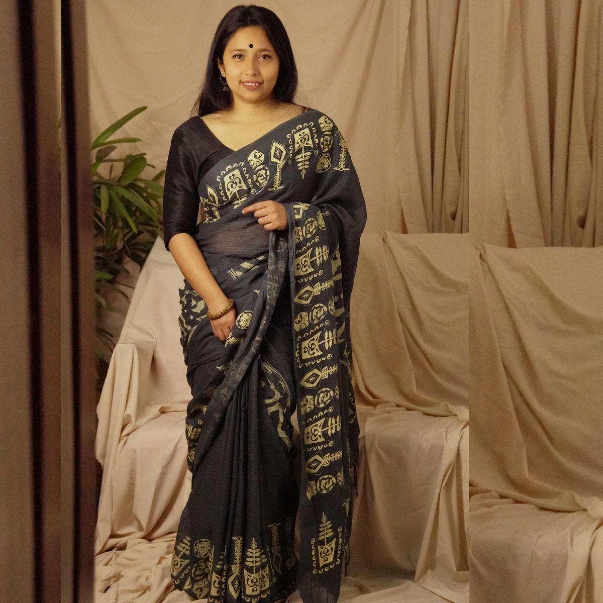 Wari-Bateshwar Ash saree