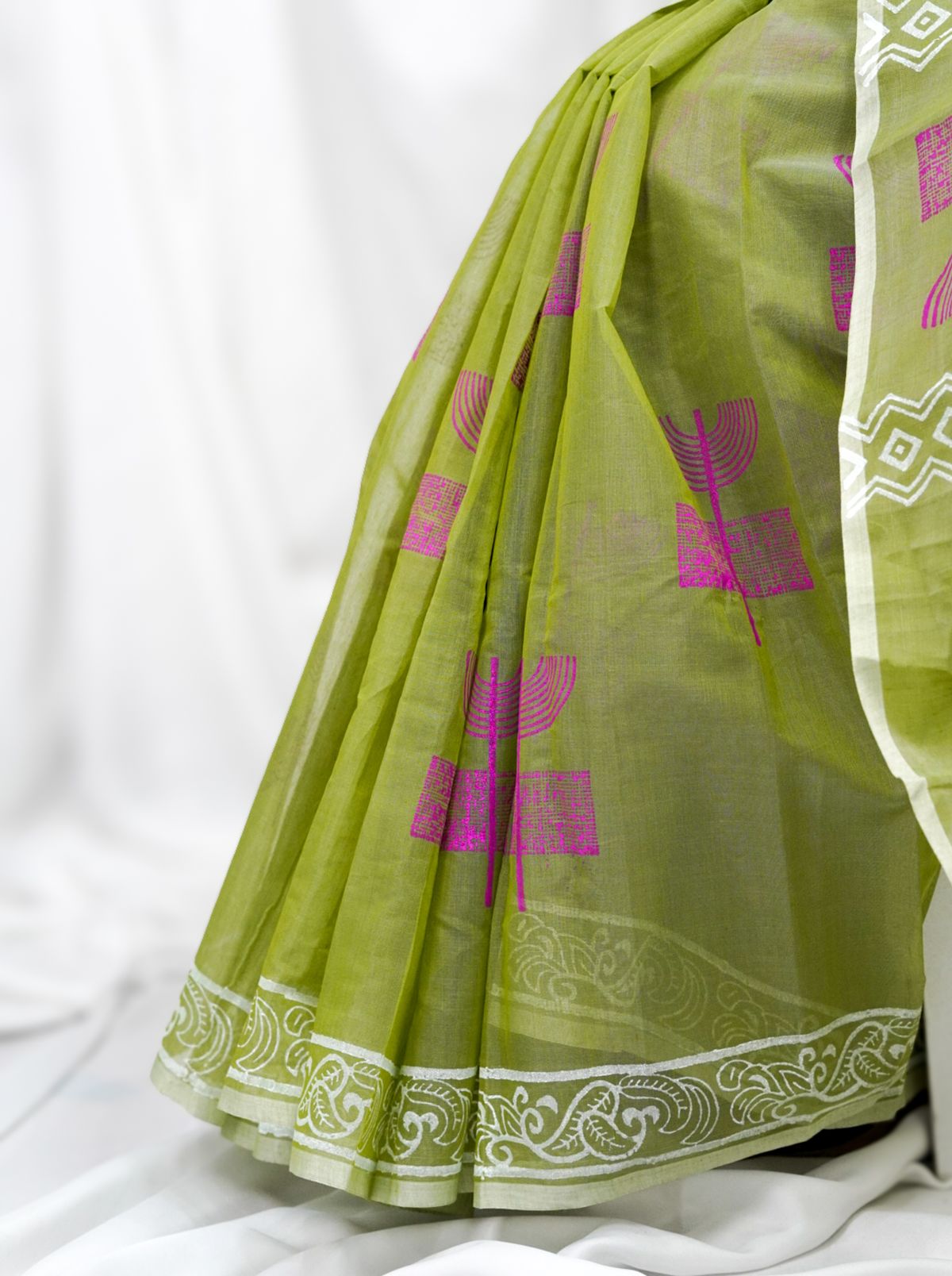 Trina saree