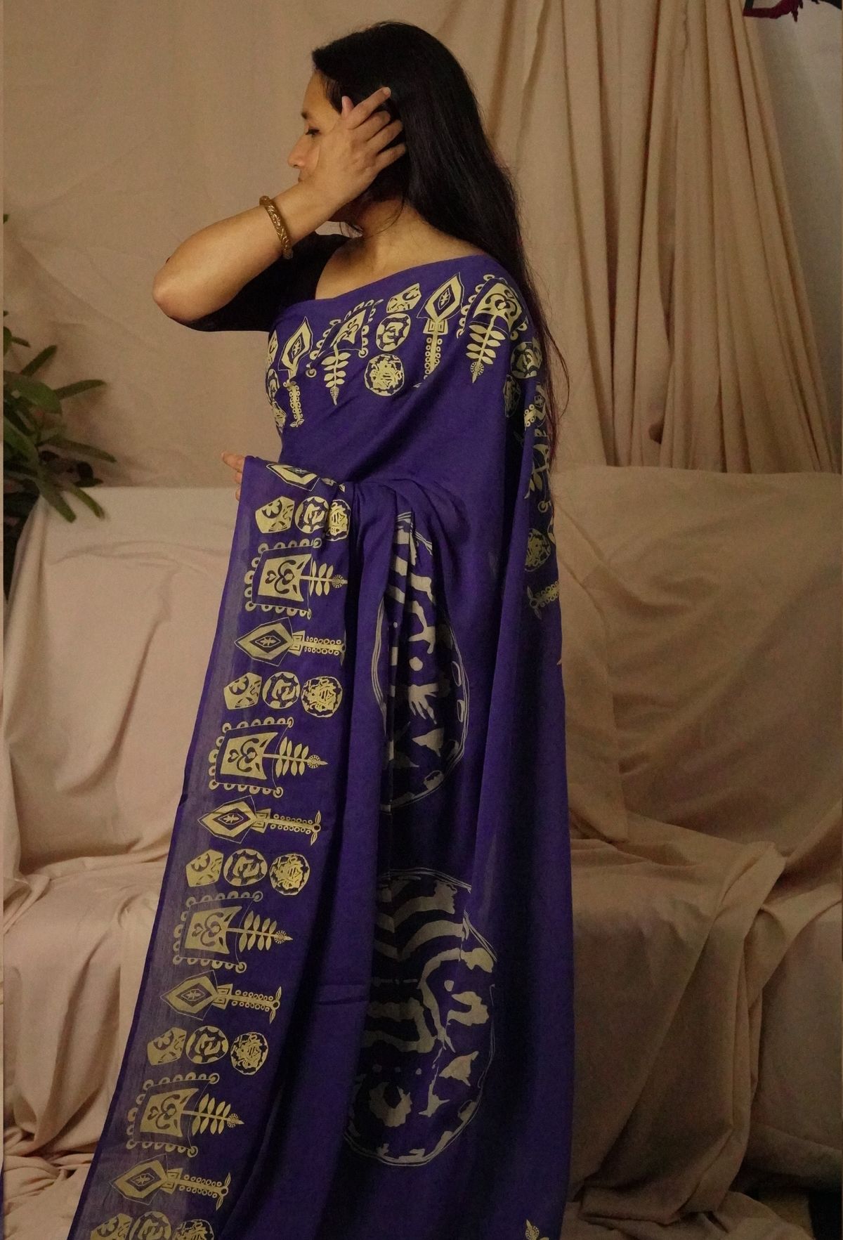 Wari-Botteshwar Blue Saree