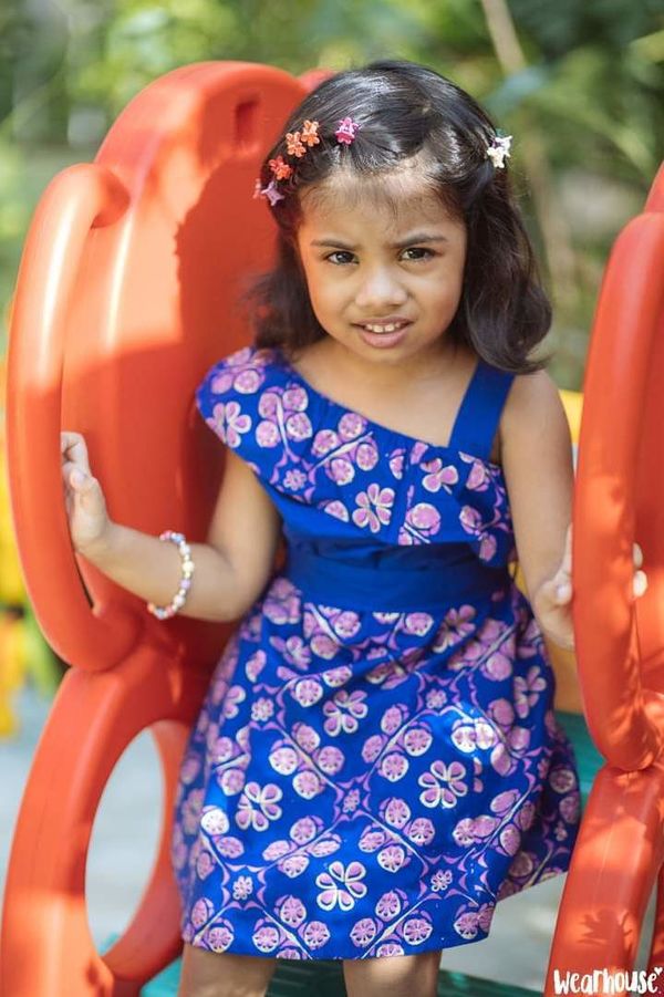 Shondesh Dress